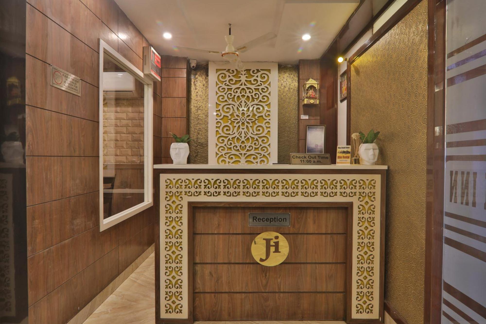 Hotel Janki Inn Sigra 2 Km From Kashi Vishwanath Dham Bénarès Extérieur photo